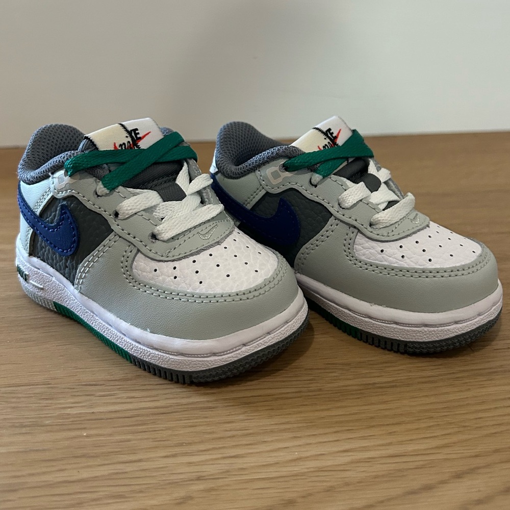 Nike Force 1 LV8 baby/toddler shoes